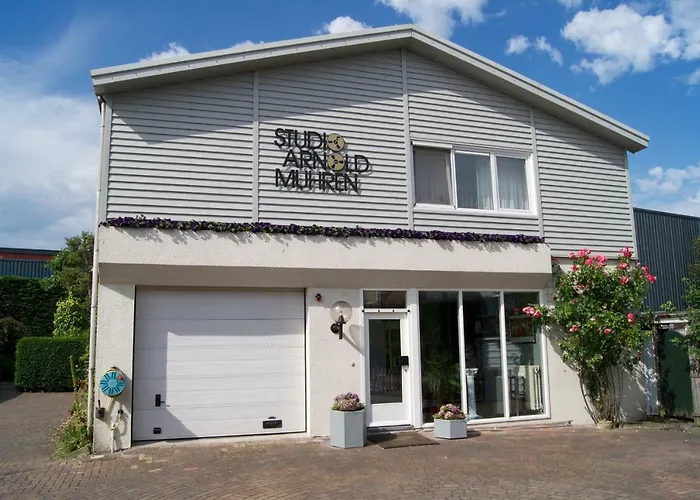 The Studio Guesthouse